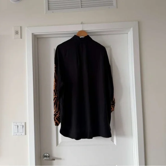 FARM Rio Black Tiger Long Sleeve Shirt - Picture 8 of 9